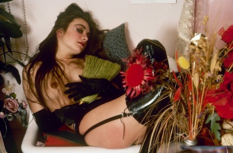Hairy chick in witch attire pleasures herself with broomstick before fucking