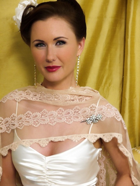 British pinup model strips to her granny panties and nylons