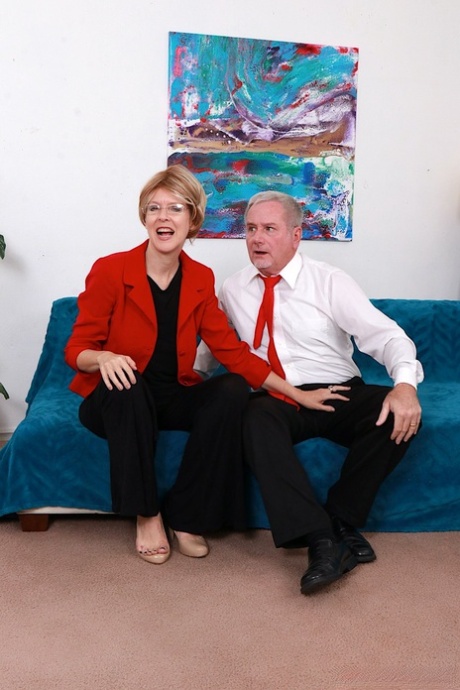 Horny granny Jamie Foster strips and takes her husband's stiff boner deeply