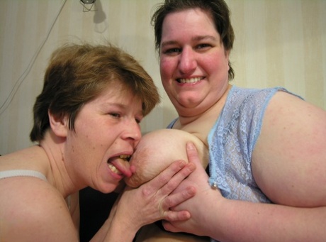 Curvy short haired amateur BBWs Fannie and Pollie having intense sex